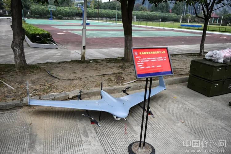 追梦火焰蓝丨工欲善其事必先利其器四川森林消防装备器材展示